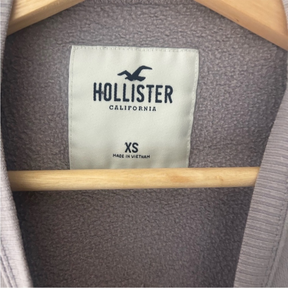 Hollister Purple Colorado Rocky Mountains Colorado Cropped Sweatshirt size XS - Picture 2 of 5